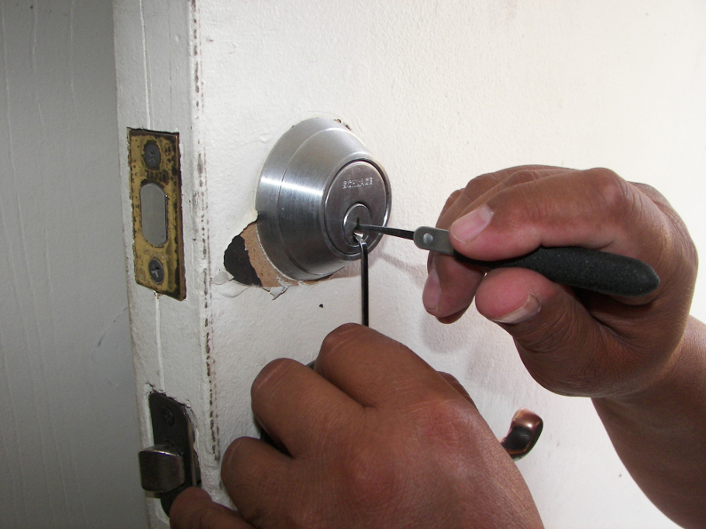 What Do Locksmiths Do? More Than Meets the Eye